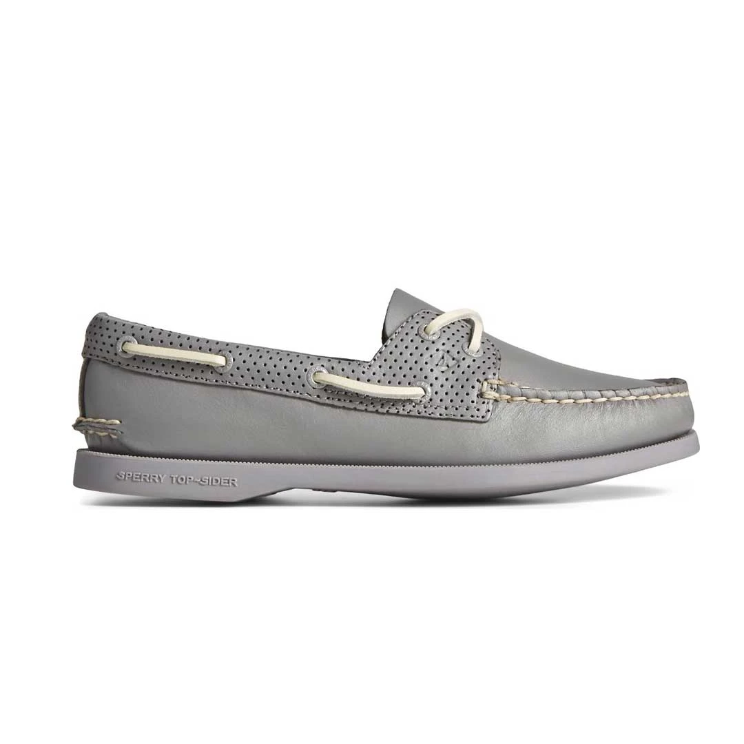 Sperry - Women's Authentic Original Perforated Boat Shoes (STS87112)